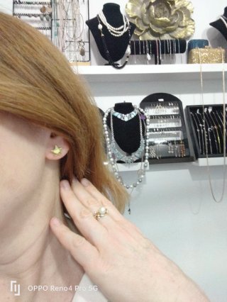 Pendientes de oro 18kt estrella