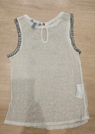 Top pedrería Mango. Talla S. Sin estrenar