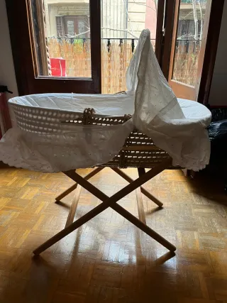 Cesta moisés mimbre con soporte