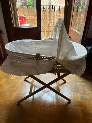 Cesta moisés mimbre con soporte