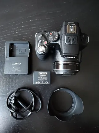 Cámara Panasonic Lumix DMC-FZ200