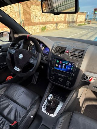 Volkswagen Golf GTI MK5