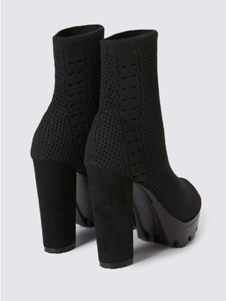 Botas calcetín negras punta abierta tacón grueso