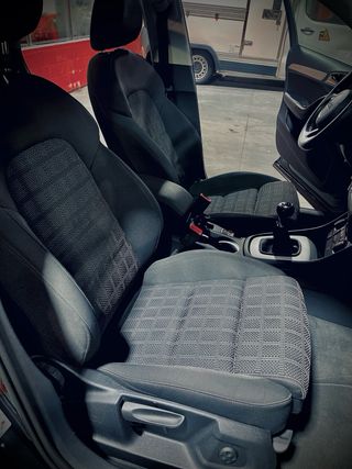 Audi Q3 Black Line S-Line con 80.000km.