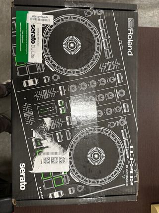 Controlador DJ Roland DJ-202 Serato