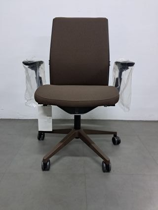 Silla STEELCASE THINK v2 nueva a estrenar pro