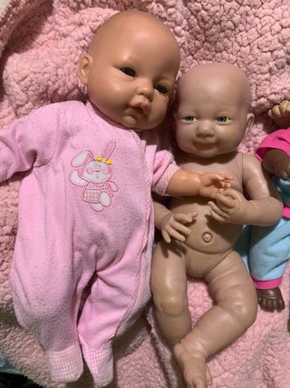Lote de muñecos bebés