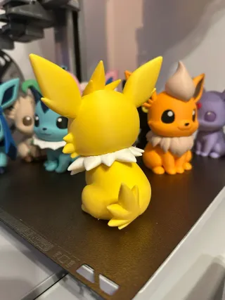 Jolteon estilo chibi – Figura decorativa
