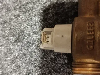 Flussometro Caleffi per caldaia a gas