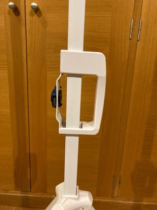 Pantalla de proyección trípode desmontable. Ideal