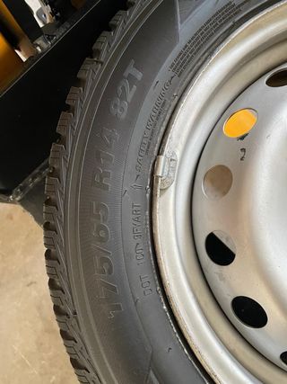 4 Neumáticos 175/65 R14 con Llantas