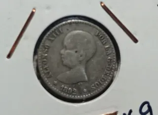 2   monedas de plata antiguas