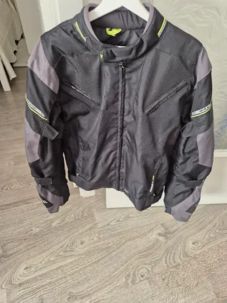 Chaqueta de moto sin estrenar