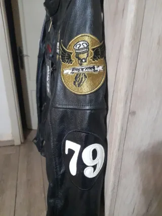 Chaqueta de cuero negra Talla S