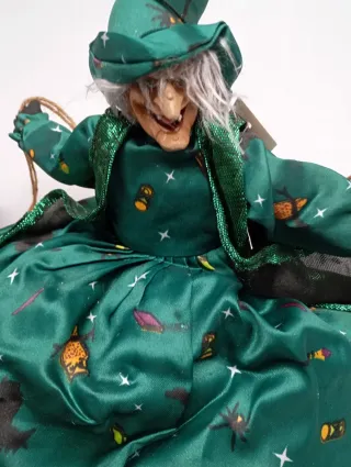 Marioneta Bruja Checa