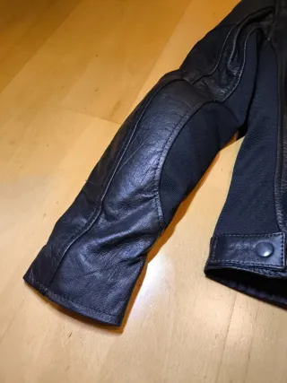 Chaqueta de moto para mujer