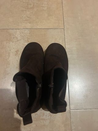 Botines de antelina marron talla 36
