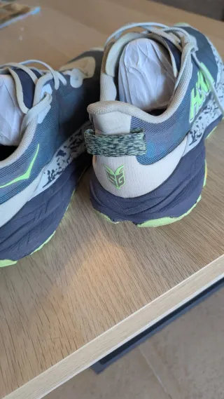 Zapatillas Hoka Speedgoat 6 Gris/Verde