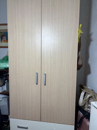 Puente de habitación y armario