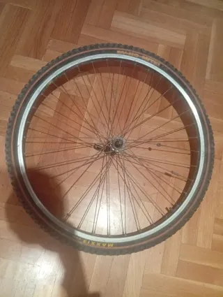 Rueda Completa 26 Delantera