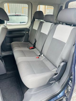 Volkswagen Caddy 2013