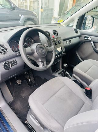 Volkswagen Caddy 2013