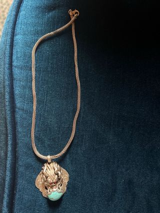 Colar antigo prata 925 com pingente leão