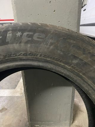 Neumático Hankook se vende los 4 neumáticos
