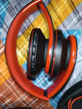 Cuffie PowerLocus Bluetooth Rosse/Nere