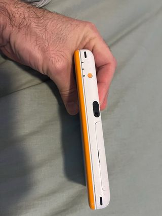 Nintendo 2DS XL Bianco/Arancio boxed.