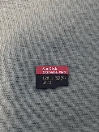 Nintendo 2DS XL Bianco/Arancio boxed.