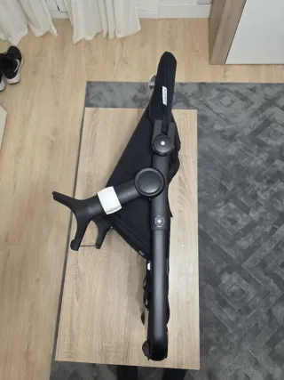 Bugaboo Fox Silla y Capazo Negro