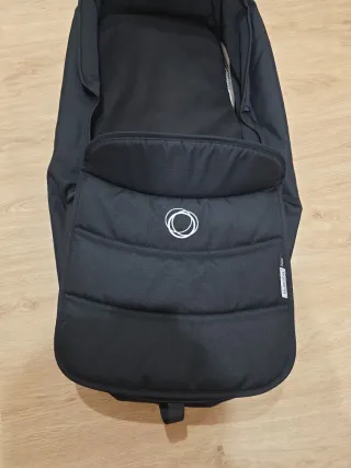 Bugaboo Fox Silla y Capazo Negro