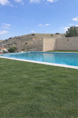 Alquiler de casa con piscina
