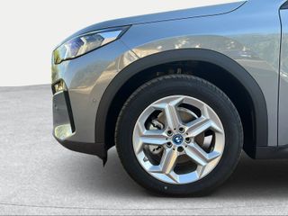BMW iX2 eDrive20 - 2025