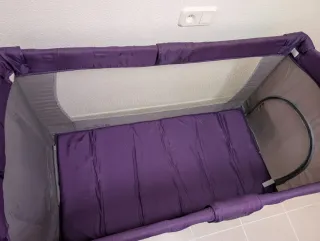 Cuna de viaje plegable con colchón