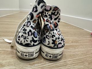 Converse estampada leopardo colores