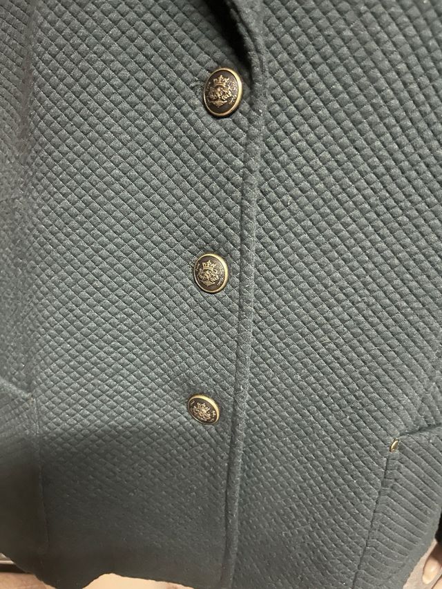 Chaqueta verde señora con escudo