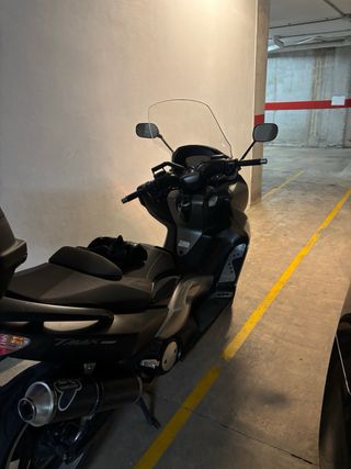 Yamaha TMAX Maxi Scooter(TECHMAX)