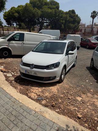 Volkswagen turan 2014