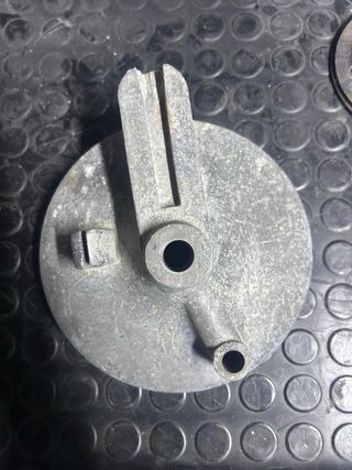 Tapa porta zapatas Ducati TS