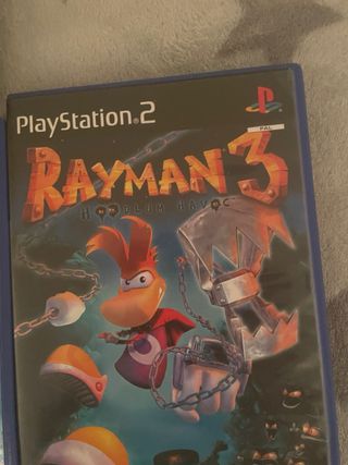 PlayStation 2 Negra con 3 Juegos y Mandos