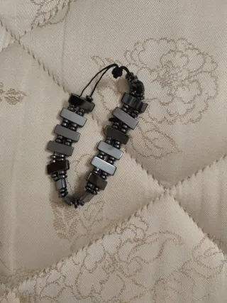 Bracciale uomo con pietre grigie