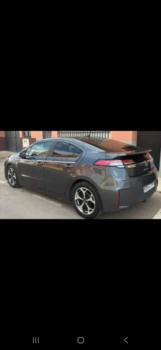 Opel Ampera 2013
