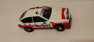 Scalextric Marlboro Coche 3