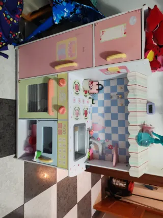 Cocina de juguete madera y plástico