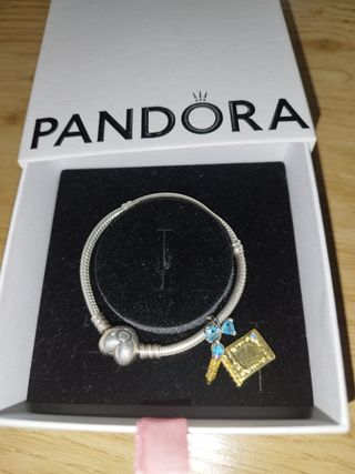 Charm Pandora x Bridgerton Lady Whistledown