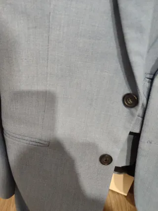 Traje azul claro Zara