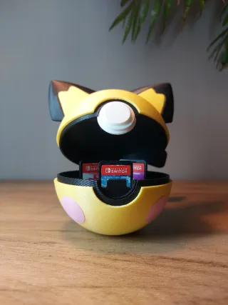 Pichu inspired Poké Ball