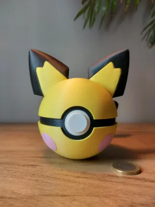 Pichu inspired Poké Ball
